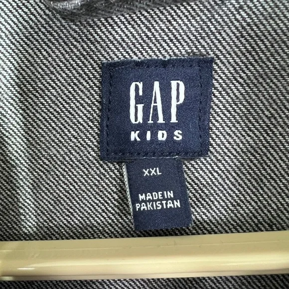 🦅|•GAP•| Black Eagle Back Jean Jacket Size Kids XXL Women Small - Picture 5 of 7